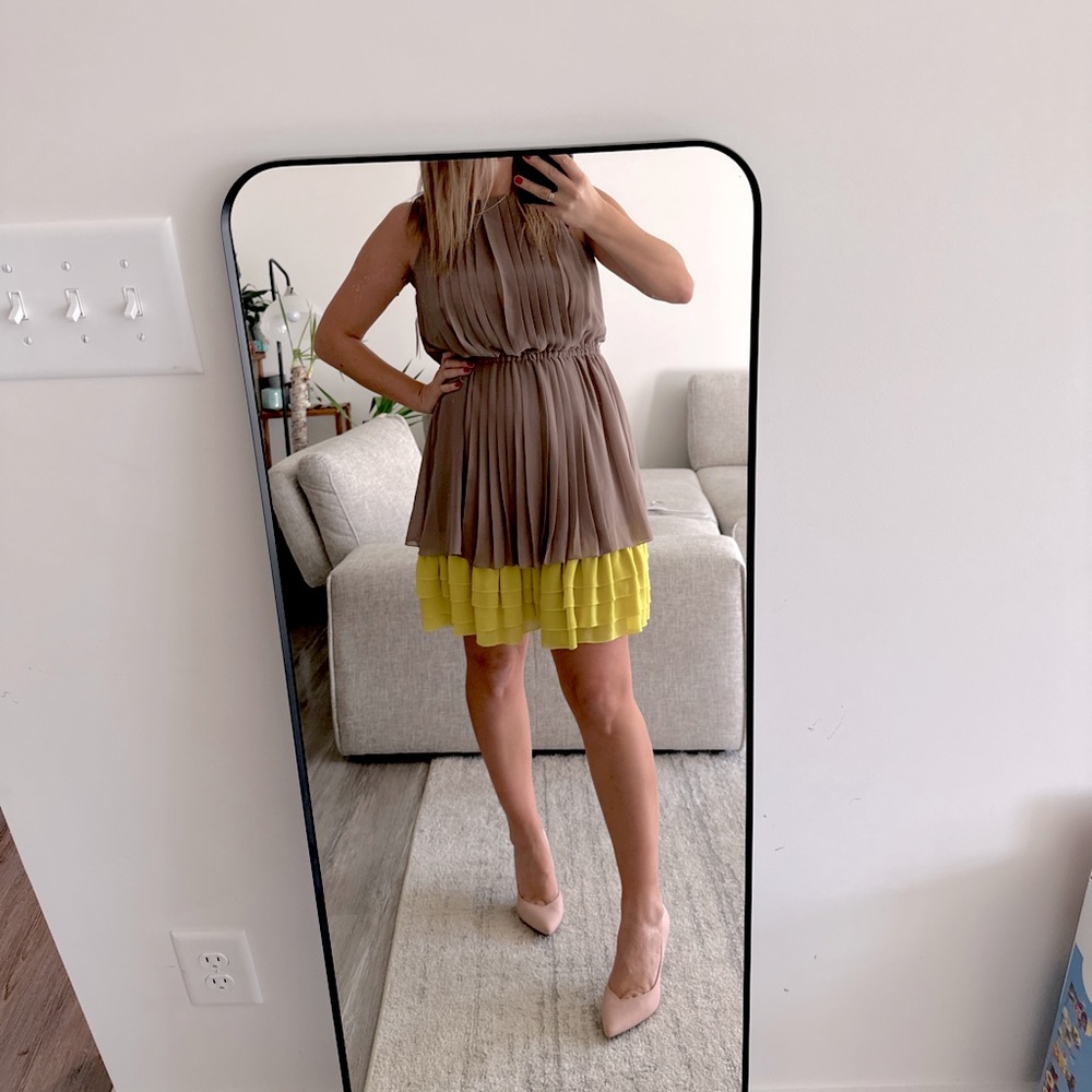 NWT Jessica Simpson Pleated Ruffle Khaki Lemon Yellow Mini Dress size XS $128